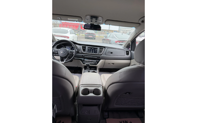 Kia Carnival НАЛИЧЕН* 8- МЕСТЕН* ТОП-ЦЕНА - автомобили, коли, обяви за нови и употребявани 8
