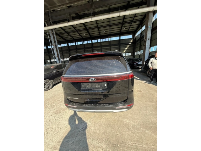 Kia Carnival 2.2 CRDI - OЧАКВАН ВНОС - автомобили, коли, обяви за нови и употребявани 3
