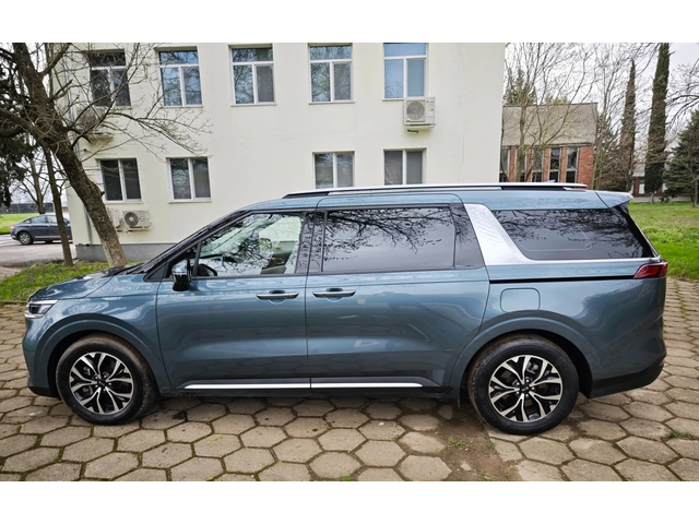 Kia Carnival 2.2 CRDI - автомобили, коли, обяви за нови и употребявани 6