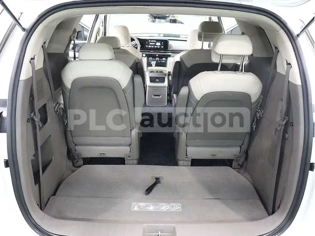 Kia Carnival ПОДГРЕВИ | ОБДУХВАНЕ | КАМЕРА - автомобили, коли, обяви за нови и употребявани 7