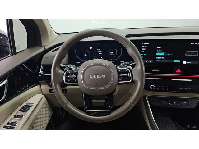 Kia Carnival HIGH-LIMO* DISTRONIC* ОБДУХВАНЕ* МАСАЖИ* 360* HUD* - автомобили, коли, обяви за нови и употребявани 5