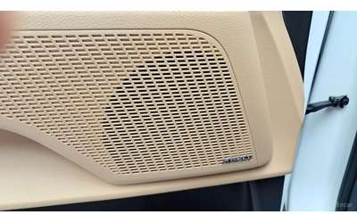 Kia Carnival 9-местен* КОЖА* ОБДУХВ* НАВИ* 360 - автомобили, коли, обяви за нови и употребявани 16