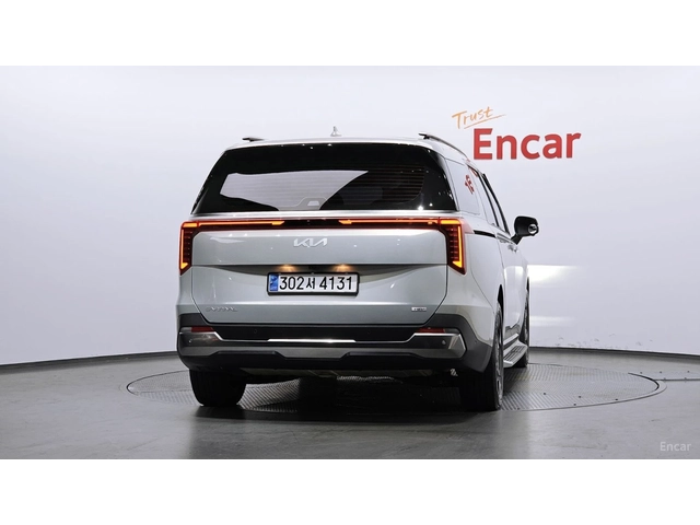 Kia Carnival HYBRID* NOBLESSE* TV* 360* HUD* ПОДГРЕВ* ОБДУХВАНЕ - автомобили, коли, обяви за нови и употребявани 3