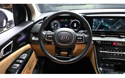 Kia Carnival 7-Seater Signature - автомобили, коли, обяви за нови и употребявани 12