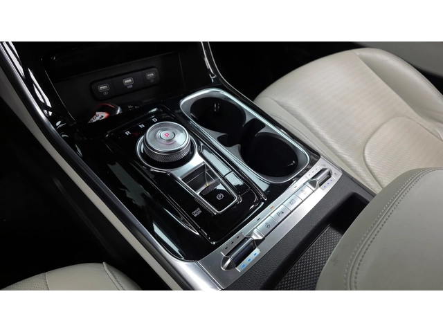 Kia Carnival 7-Seater Noblesse - автомобили, коли, обяви за нови и употребявани 8