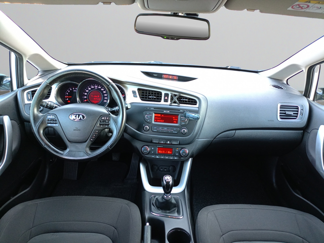 Kia CEED 1.4 CRDi 90hp MT6 E5 - автомобили, коли, обяви за нови и употребявани 11