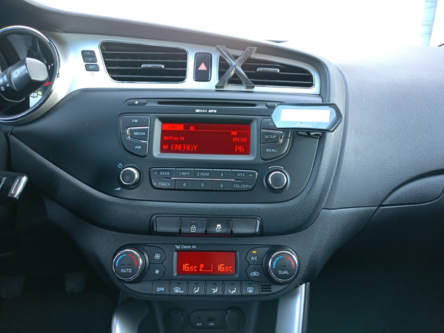 Kia CEED 1.4 CRDi 90hp MT6 E5 - автомобили, коли, обяви за нови и употребявани 13