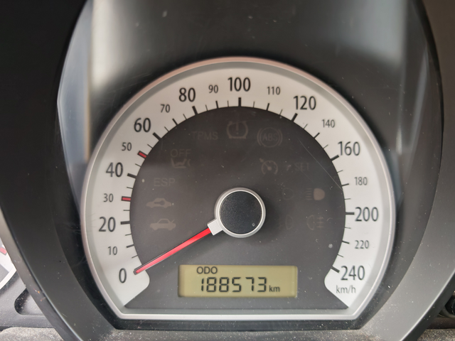 Kia Ceed 1.4 -ГАЗ - автомобили, коли, обяви за нови и употребявани 13