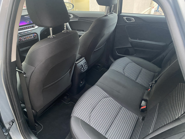 Kia Ceed 1.5 T-GDI /1.5 T-GDi / DynamicLine /SW - автомобили, коли, обяви за нови и употребявани 11