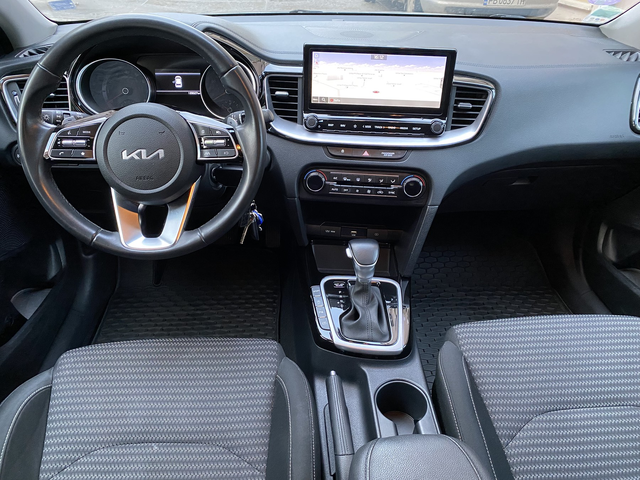 Kia Ceed 1.5 T-GDI/DCT7/ Active Business - автомобили, коли, обяви за нови и употребявани 9