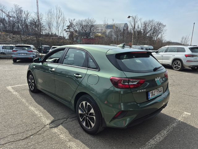 Kia Ceed 1.5 T-GDI/ Spin/ Гаранция до 2032г./ Очакван ! - автомобили, коли, обяви за нови и употребявани 3