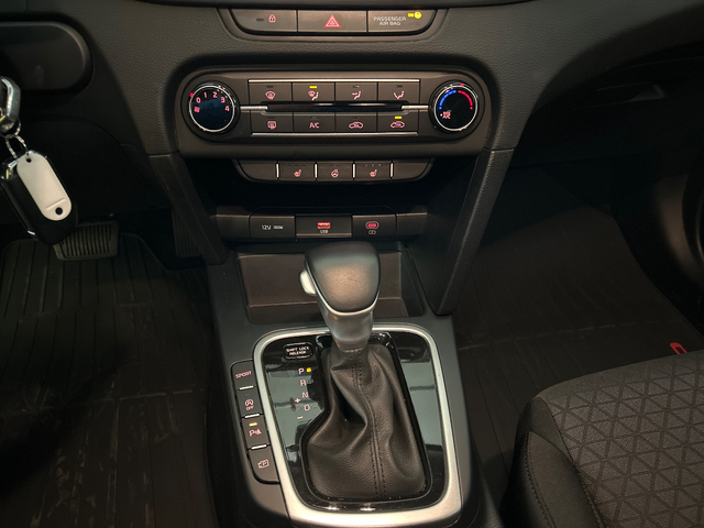 Kia Ceed 1.5 T-GDI/ Spin/ SW/ DCT/ Oчакван ! - автомобили, коли, обяви за нови и употребявани 12