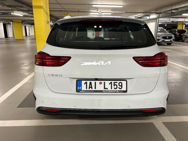 Kia Ceed 1.5 T-GDI/ Spin/ SW/ DCT/ Oчакван ! - автомобили, коли, обяви за нови и употребявани 4