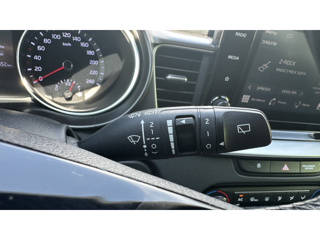 Kia Ceed 1.5 T-GDI в Гаранция - автомобили, коли, обяви за нови и употребявани 15