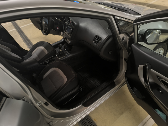 Kia Ceed 1.6 crdi 2015г. КАМЕРА - автомобили, коли, обяви за нови и употребявани 10