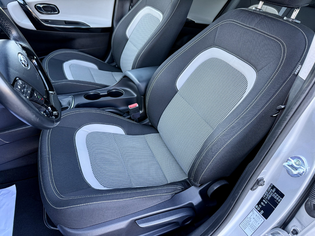 Kia Ceed 1.6i - автомобили, коли, обяви за нови и употребявани 8