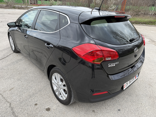 Kia Ceed 1.6i AUTOMATIC - автомобили, коли, обяви за нови и употребявани 2