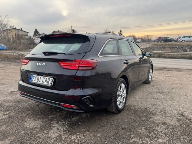 Kia Ceed 1.5 /ТОП 8200 КМ ЛИЗИНГ!!!!! - автомобили, коли, обяви за нови и употребявани 3