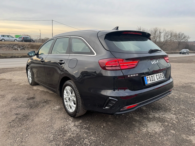 Kia Ceed 1.5 /ТОП 8200 КМ ЛИЗИНГ!!!!! - автомобили, коли, обяви за нови и употребявани 5