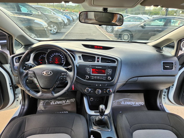 Kia Ceed 1.6 CRDI-128 к.с EURO 5b-ШВЕЙЦАРИЯ - автомобили, коли, обяви за нови и употребявани 8