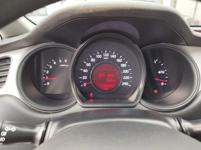 Kia Ceed 1.6D CRDi 16V - автомобили, коли, обяви за нови и употребявани 10