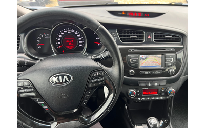 Kia Ceed 1.6 CRDI(КАТО НОВА) - автомобили, коли, обяви за нови и употребявани 15