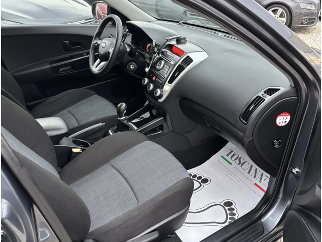 Kia Ceed 1.6crdi* 90к.с.* Лизинг - автомобили, коли, обяви за нови и употребявани 6