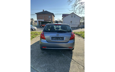 Kia Ceed - автомобили, коли, обяви за нови и употребявани 6