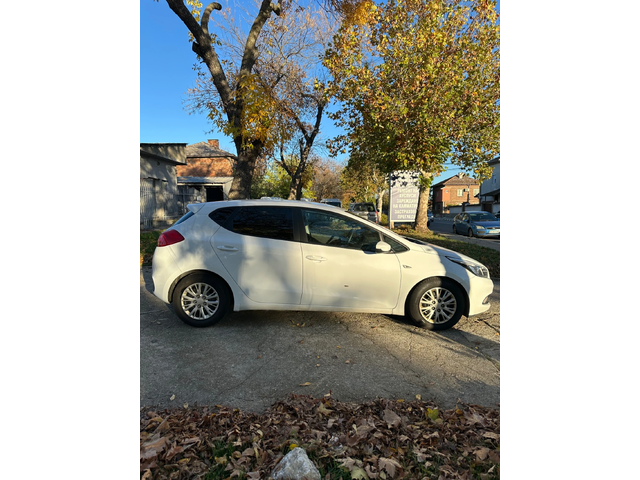 Kia Ceed 1.6 DIESEL AUSTRIA - автомобили, коли, обяви за нови и употребявани 3