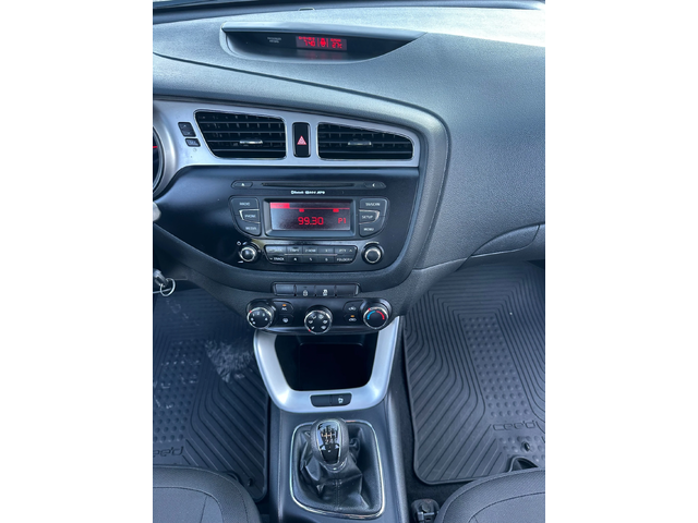 Kia Ceed 1.4CRDI 90kc FACE - автомобили, коли, обяви за нови и употребявани 12