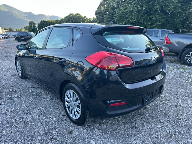 Kia Ceed 1.4CRDI 90kc FACE - автомобили, коли, обяви за нови и употребявани 4