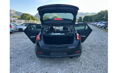 Kia Ceed 1.4CRDI 90kc FACE - автомобили, коли, обяви за нови и употребявани 9