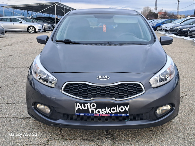 Kia Ceed 1, 4 I + gaz - автомобили, коли, обяви за нови и употребявани 1