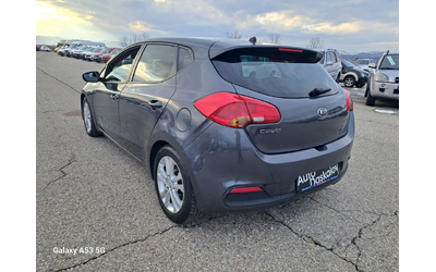 Kia Ceed 1, 4 I + gaz - автомобили, коли, обяви за нови и употребявани 6