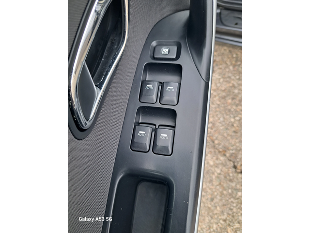 Kia Ceed 1, 4 I + gaz - автомобили, коли, обяви за нови и употребявани 8