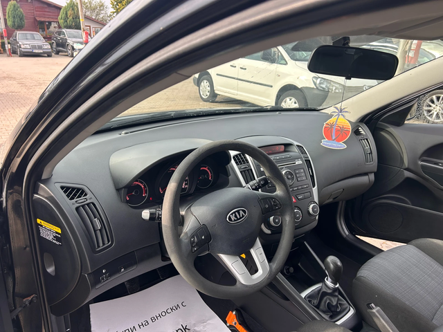 Kia Ceed 1.4i EURO 5 - автомобили, коли, обяви за нови и употребявани 11