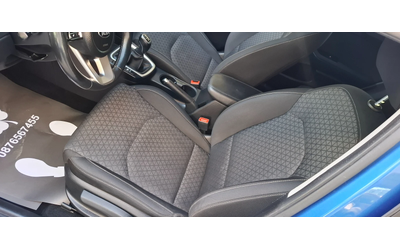 Kia Ceed 1.6 crdi 136 Hybrid 3.9л на 100!Blue Limedition - автомобили, коли, обяви за нови и употребявани 11