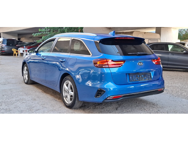 Kia Ceed 1.6 crdi 136 Hybrid 3.9л на 100!Blue Limedition - автомобили, коли, обяви за нови и употребявани 4