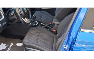 Kia Ceed 1.6 crdi 136 Hybrid 3.9л на 100!Blue Limedition - автомобили, коли, обяви за нови и употребявани 8