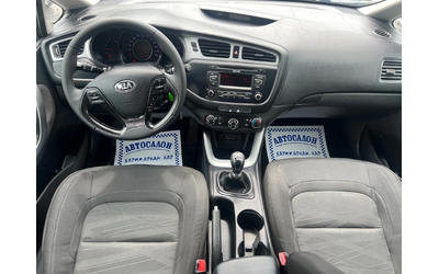 Kia Ceed 1.4GRDI-FACE-EVRO5B-6 СКОРОСТИ - автомобили, коли, обяви за нови и употребявани 10