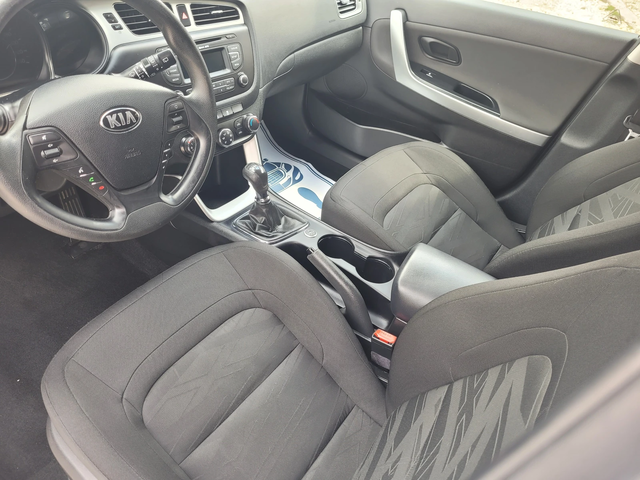 Kia Ceed 1.4i 100k.s.GAS - автомобили, коли, обяви за нови и употребявани 8