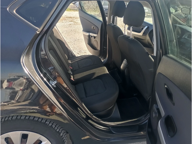 Kia Ceed 1.6CRDI, Италия - автомобили, коли, обяви за нови и употребявани 7