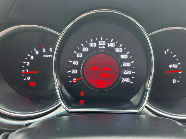 Kia Ceed 93хил км - автомобили, коли, обяви за нови и употребявани 10