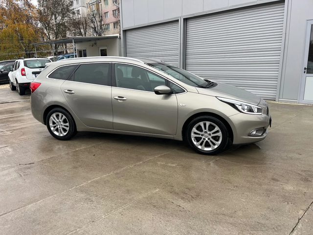 Kia Ceed 93хил км - автомобили, коли, обяви за нови и употребявани 3