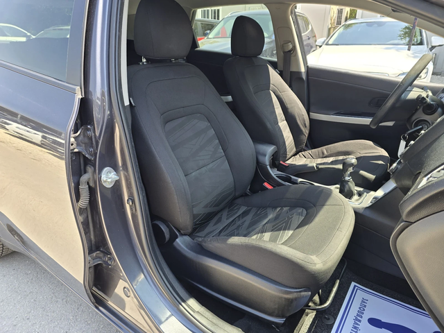 Kia Ceed 1.6crdi 110к.с Топ състояние - автомобили, коли, обяви за нови и употребявани 11