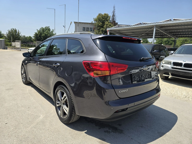 Kia Ceed 1.6crdi 110к.с Топ състояние - автомобили, коли, обяви за нови и употребявани 2