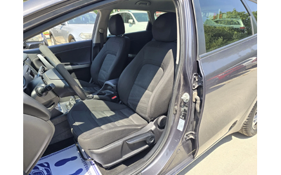 Kia Ceed 1.6crdi 110к.с Топ състояние - автомобили, коли, обяви за нови и употребявани 8