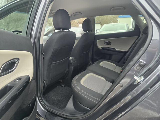 Kia Ceed 1.4i 99к.с фабрична газ - автомобили, коли, обяви за нови и употребявани 10