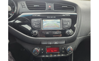 Kia Ceed 1.4i 99к.с фабрична газ - автомобили, коли, обяви за нови и употребявани 15