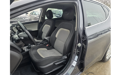 Kia Ceed 1.4i 99к.с фабрична газ - автомобили, коли, обяви за нови и употребявани 8